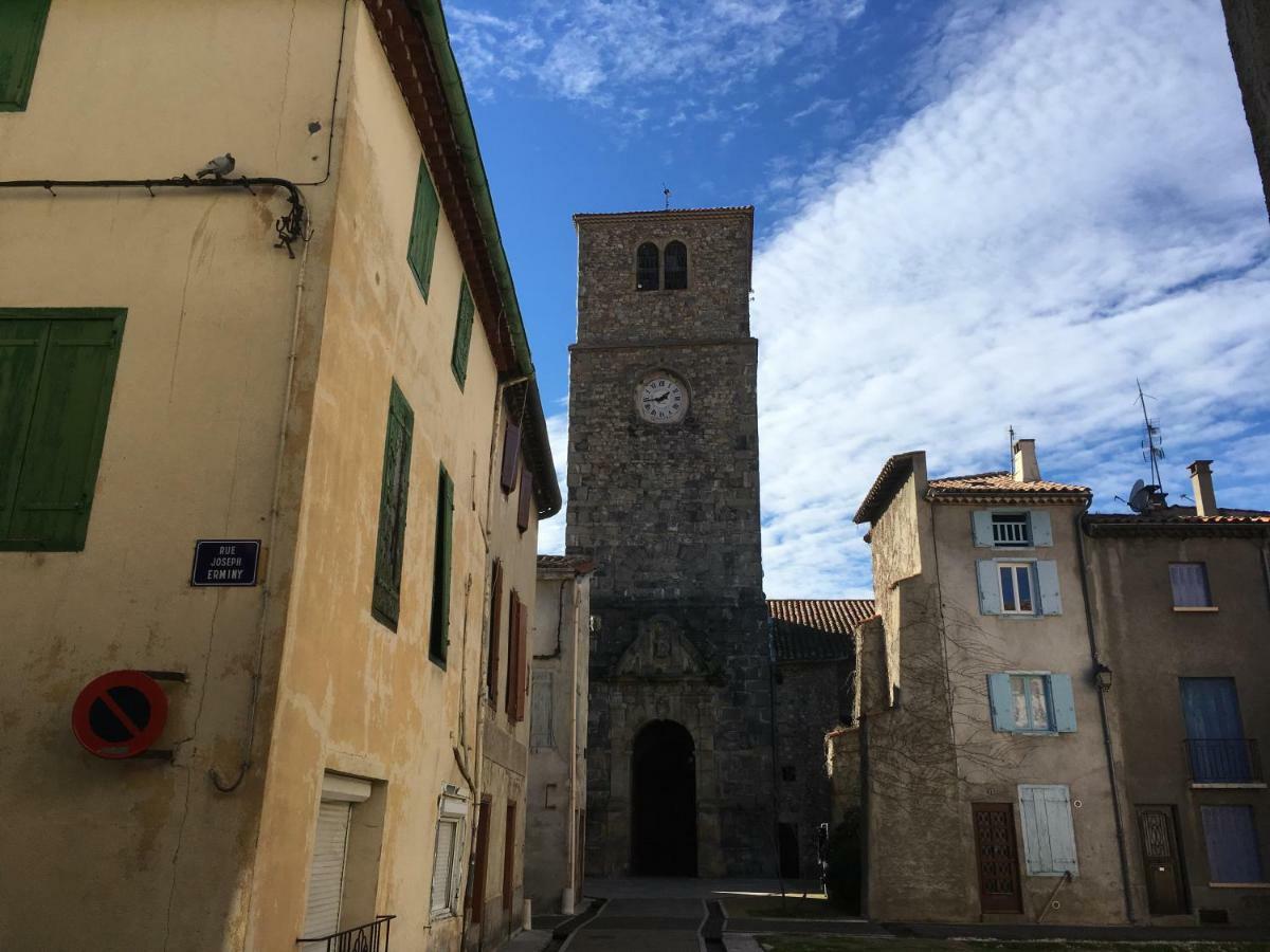 הוילה קוויאן Entre L'Eglise Et La Place מראה חיצוני תמונה
